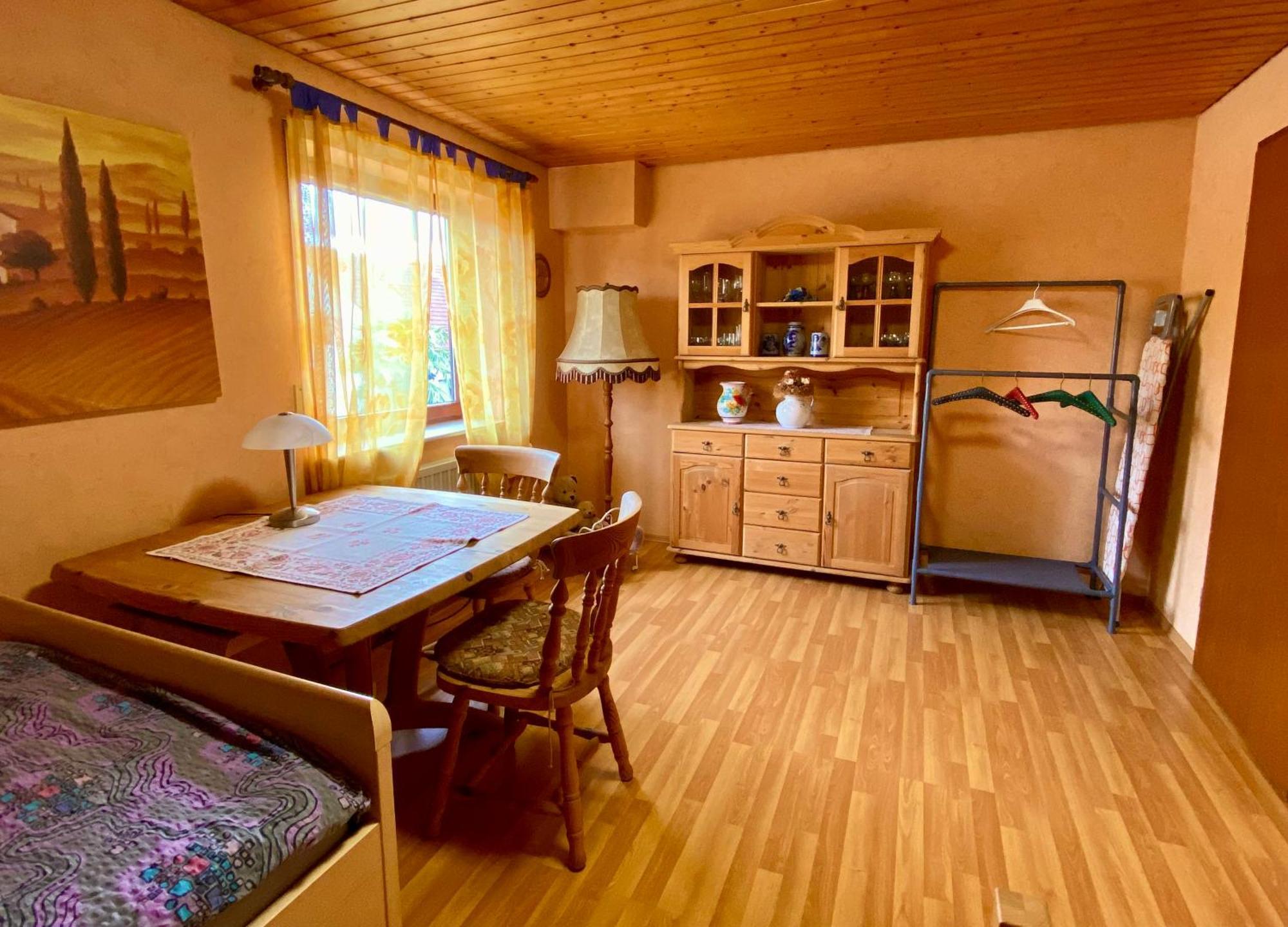 Schoene Wohnung Im Gruenen Stutensee エクステリア 写真